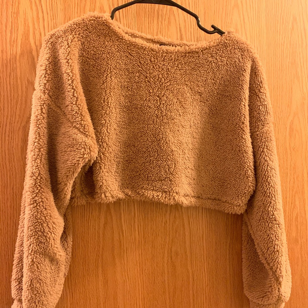 Teddy bear cropped sweater